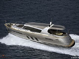 Motion Yachts Infinity 701 Suntop