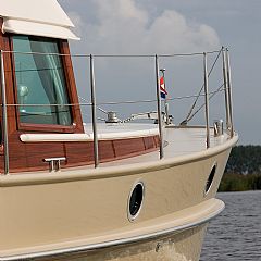 Serious Yachts Gently 50' Trawler