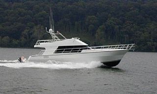 Pluckebaum Sedan Yacht 53