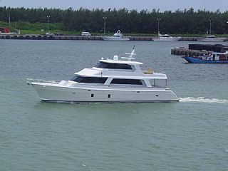 President 750 Motor Yacht