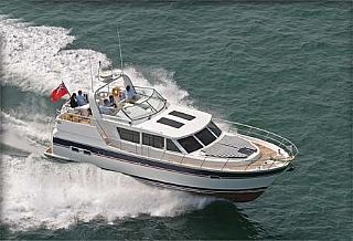Trader Motor Yachts Signature 42 Standard