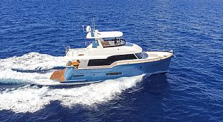 Outer Reef 620 Trident