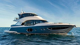 Monte Carlo Yachts MCY 70 Skylounge
